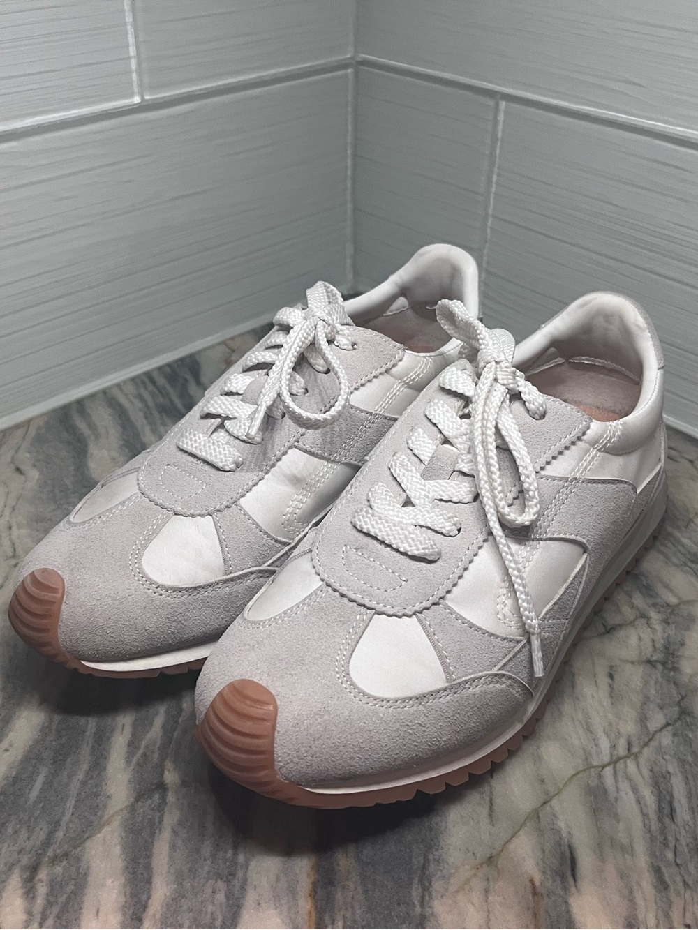 Blowfish Malibu Women's Bree sneakers in light Grey Faux Suede and White 8.5